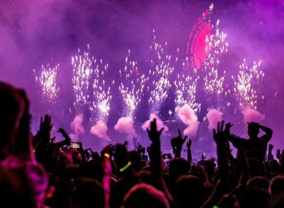 Proofreading and Editing Mistakes That Mislead Festival Fans